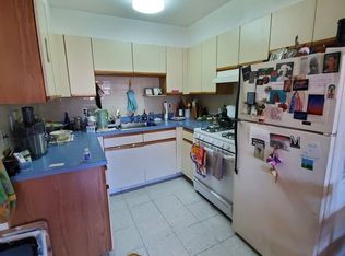 26-54 30th St #3F, Astoria, NY 11102