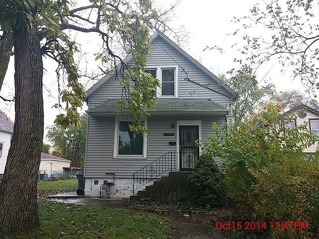 1st image of 13936 Lincoln Ave #1