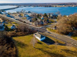 342 Rope Ferry Rd, Waterford, CT 06385