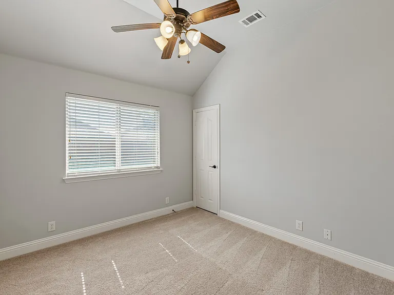 300 Kelvington Dr — Photo 23