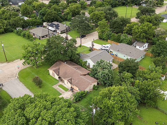 3rd image of 1000 N Sterling Ave