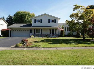 178 Vineyard Dr, Rochester, NY 14616