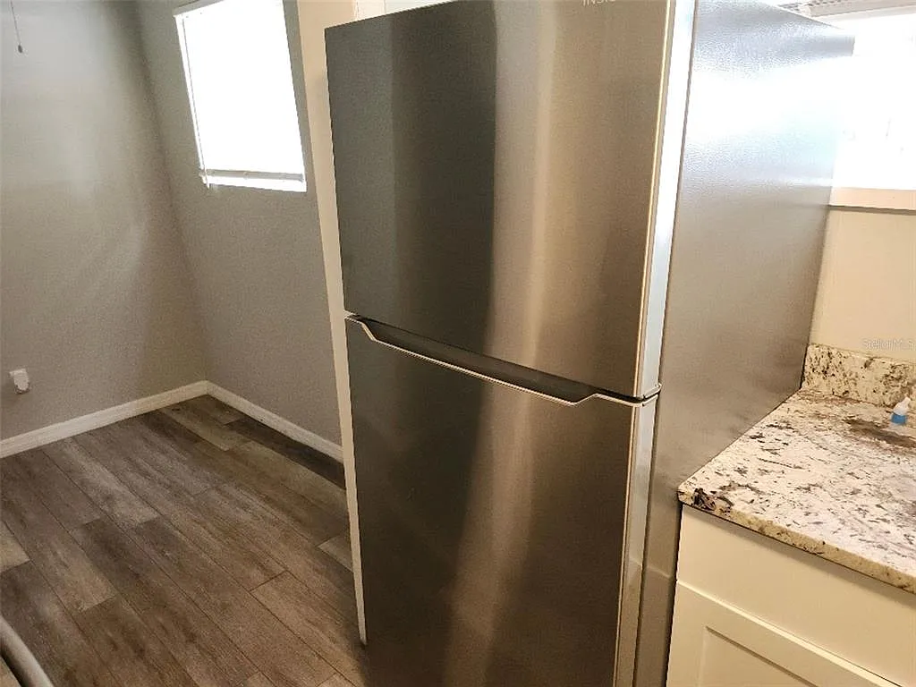 1 bed, 1.0 bath, 500 sqft, $1,195 — Photo 3