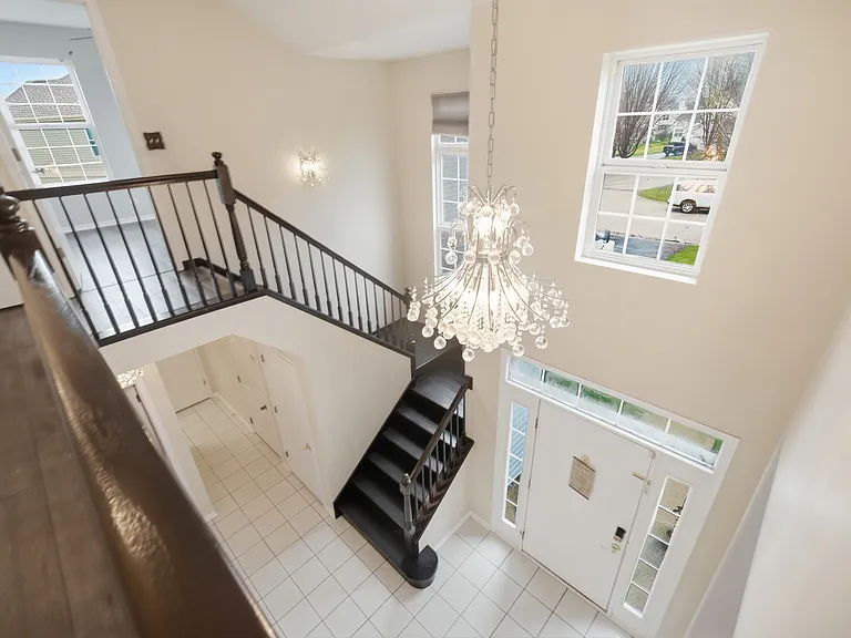 512 Normandy Ln — Photo 11