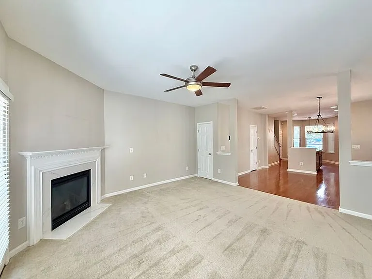 3021 Parkersburg St — Photo 4
