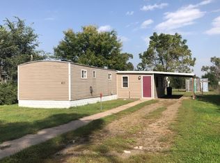 611 Liberty St, Sutherland, NE 69165