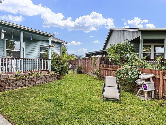 3rd image of 144 Bunting Ct