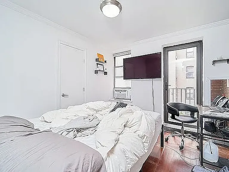 143 1st Ave #4 — Photo 5
