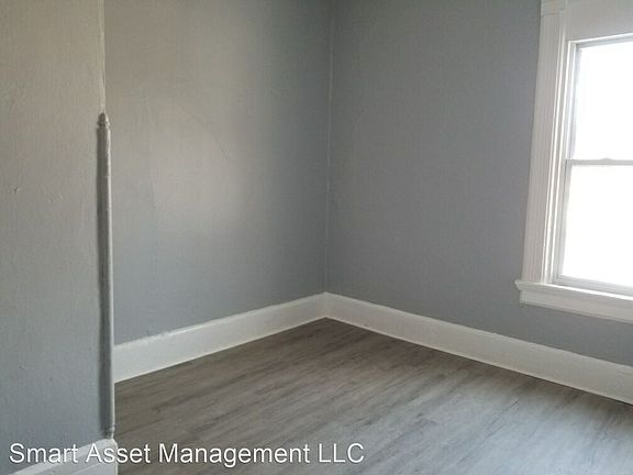 5th image of 1339 W McKinley Ave