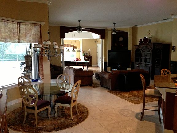 5th image of 2300 Kildare Dr