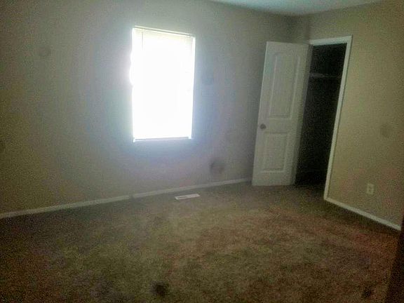 Master Bedroom with walk in closet. Bathroom 2 entry from Master Bedroom.