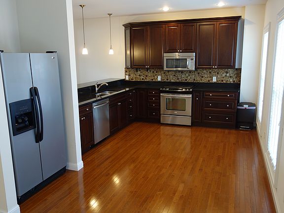 5th image of 1912C Park Ave #C