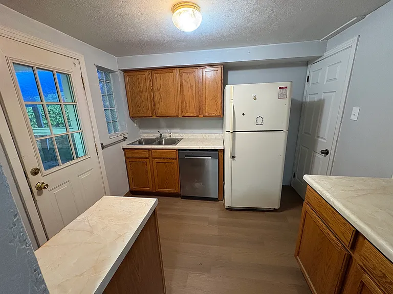 420 Brookline Blvd — Photo 4