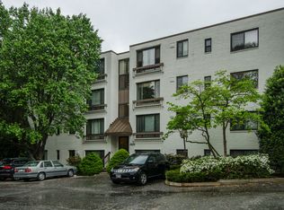 3825 Davis Pl NW APT 204, Washington, DC