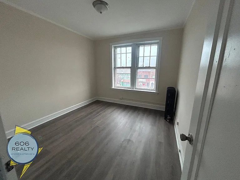 Cicero apartments! 5701-03 W Cermak Rd - 2206-2208 S 57th Ave — Photo 30