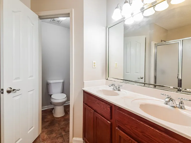 4088 Carroll Dr W — Photo 12