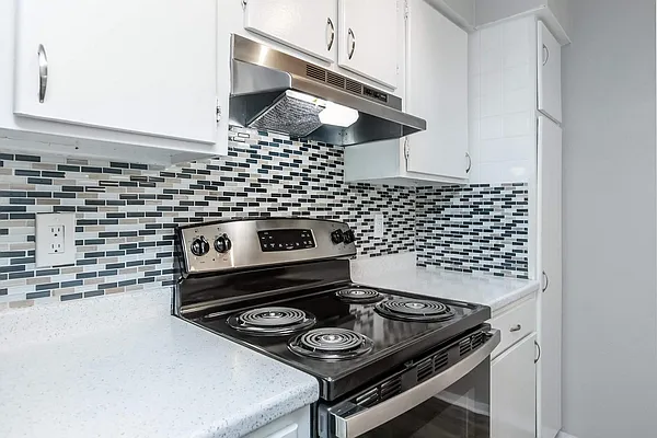 Wymore 360 Apartments — Photo 18