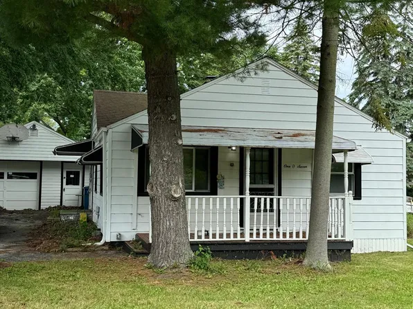 107 Cambridge St, Bay City, MI 48708