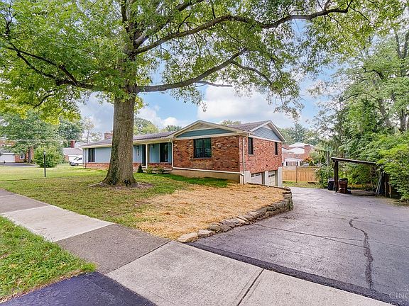 3rd image of 8578 Hermitage Ln