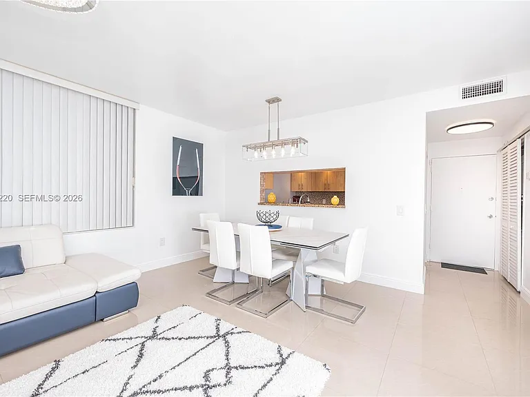 3505 S Ocean Dr #221 — Photo 7