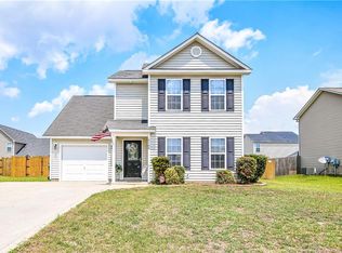 2108 Saint Nicholas Dr, Hope Mills, NC 28348