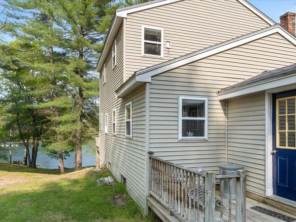 4 West Sand Pond Road, Limington, ME 04049