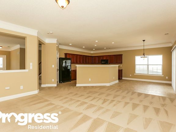 5th image of 4238 Everest Dr