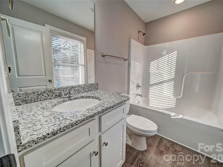 1414 Mason St — Photo 18