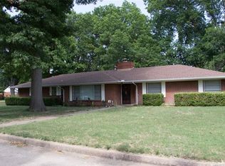 6133 S Utica Ave, Tulsa, OK 74136