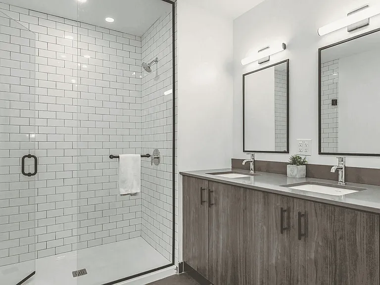 601 Scottsdale Dr — Photo 4