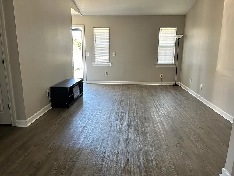 4097 NE College St #1 — Photo 10