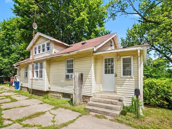 607 Ira Ave, Kalamazoo, MI 49048
