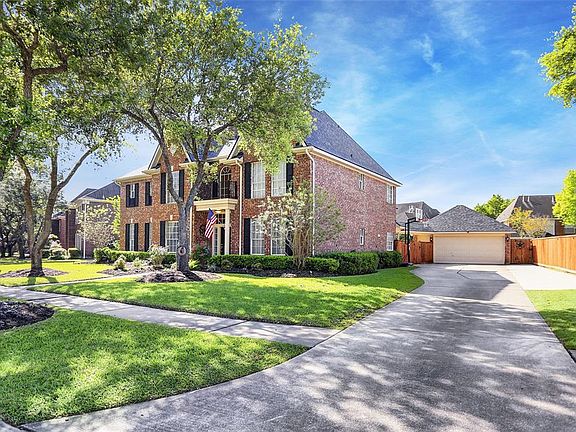 2nd image of 7122 Trailbrook Dr