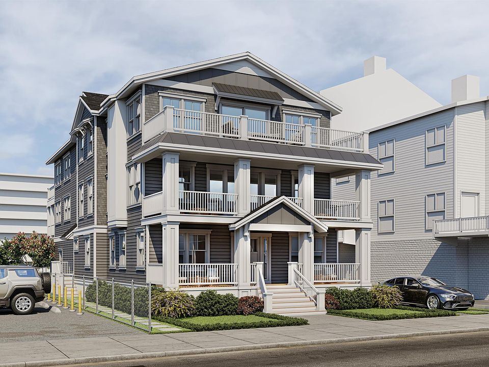 1st image of 822 9th St #2