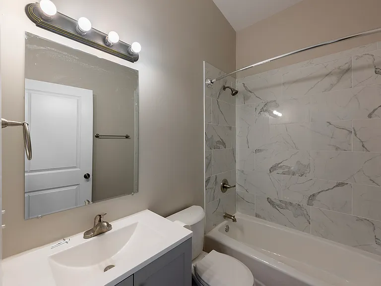 513 Pershing Ave — Photo 15