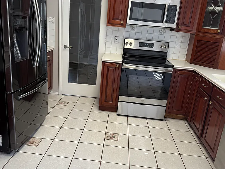 10327 Timberloch Dr — Photo 5