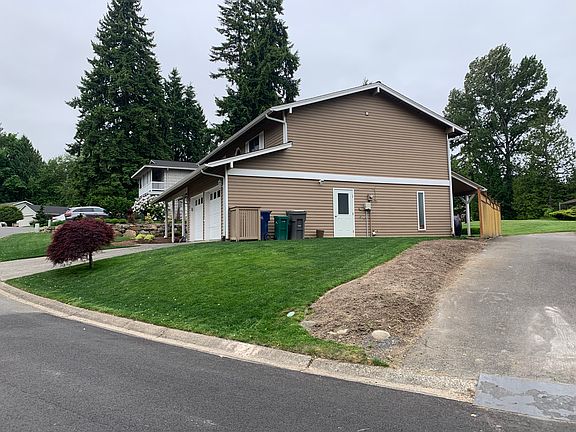 4th image of 2611 183rd Ave NE