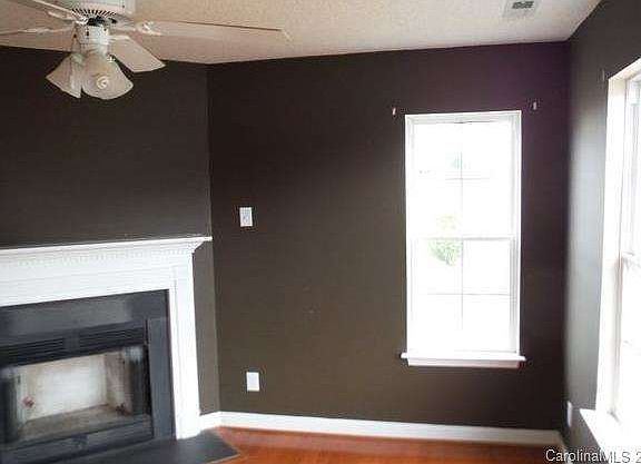 2nd image of 1133 Crowders Woods Dr