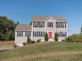 6 Evelyn Noyes Ln, Chester, NH 03036