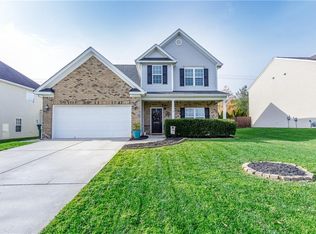 6606 Barton Creek Dr, Whitsett, NC 27377