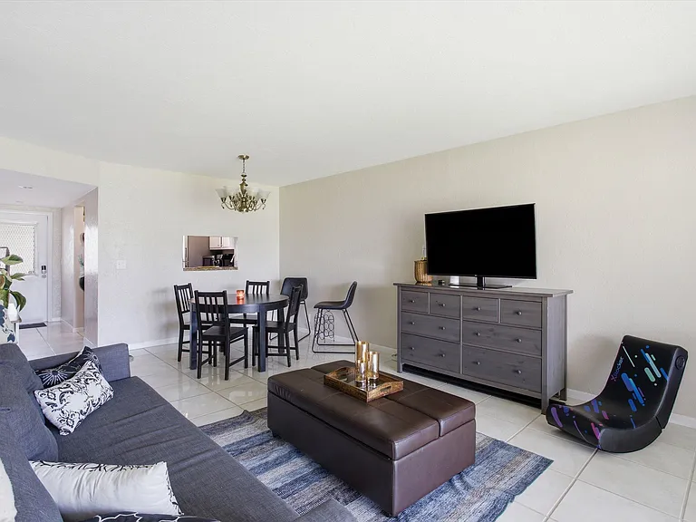 2800 Fiore Way #103 — Photo 11