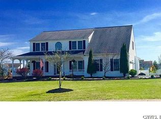 6407 Tulipwood Ln, Jamesville, NY 13078