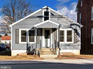939 Carlisle St, Hanover, PA 17331
