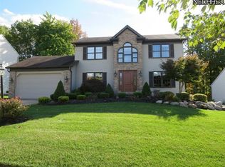 8725 Tanglewood Ln, Parma, OH 44129