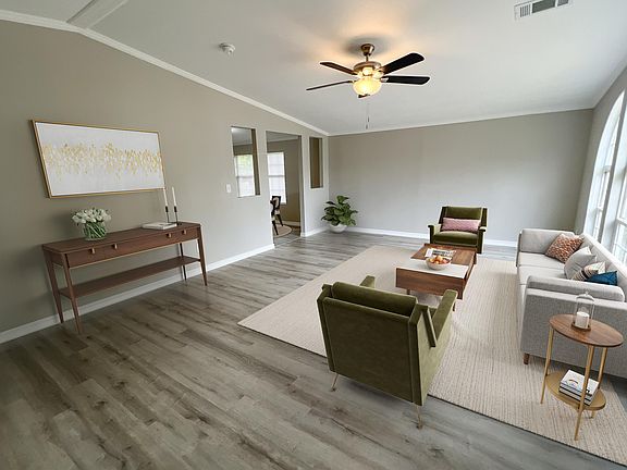 2nd image of 661 Smiley Ave