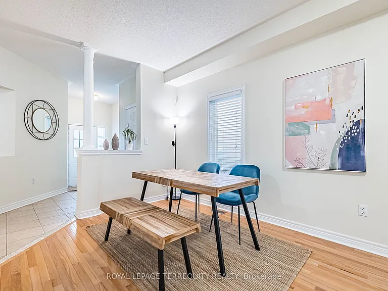 3926 Candlelight Dr — Photo 16