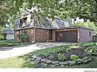 811 Kenyon Dr, Springfield, IL 62704