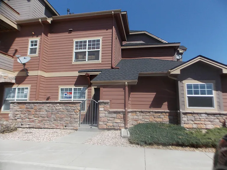 5220 Boardwalk Dr #B12 — Photo 2