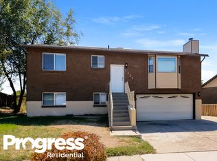 1427 W 570 N, Clinton, UT 84015