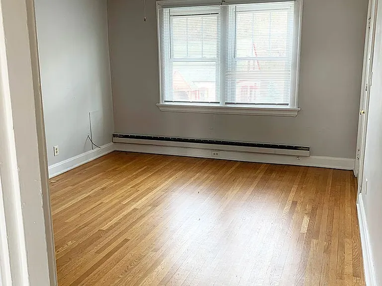 415-419-423 Probasco St — Photo 6